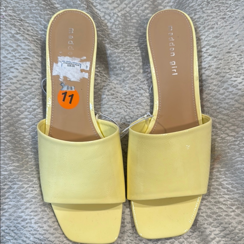 Madden Girl Yellow Square-Toe Sandals